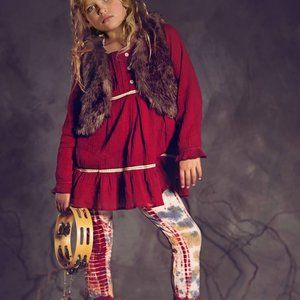 Jak & Peppar Farrah Peasant Blouse Top & Dazed & Confused Tie Dye Legging Set